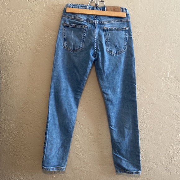 Zara Kids Distressed Blue Denim Jean Pants Size 9 - Picture 4 of 9
